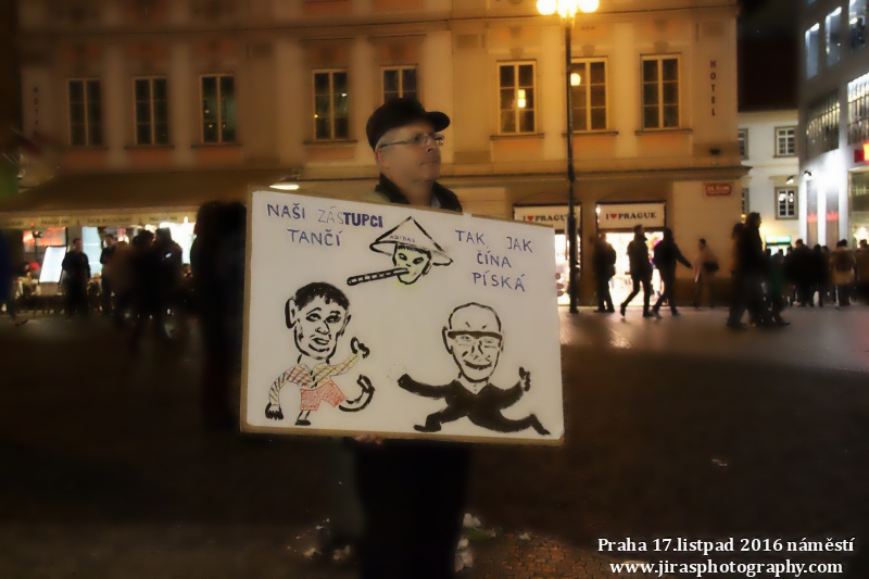 17.listopad 2016 Praha náměstí (10)