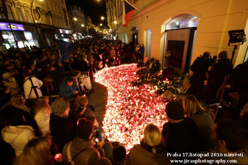 17.listopad 2016 Praha náměstí (42)