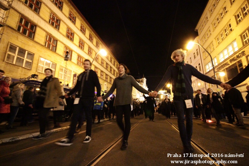 17.listopad 2016 Praha náměstí (43)