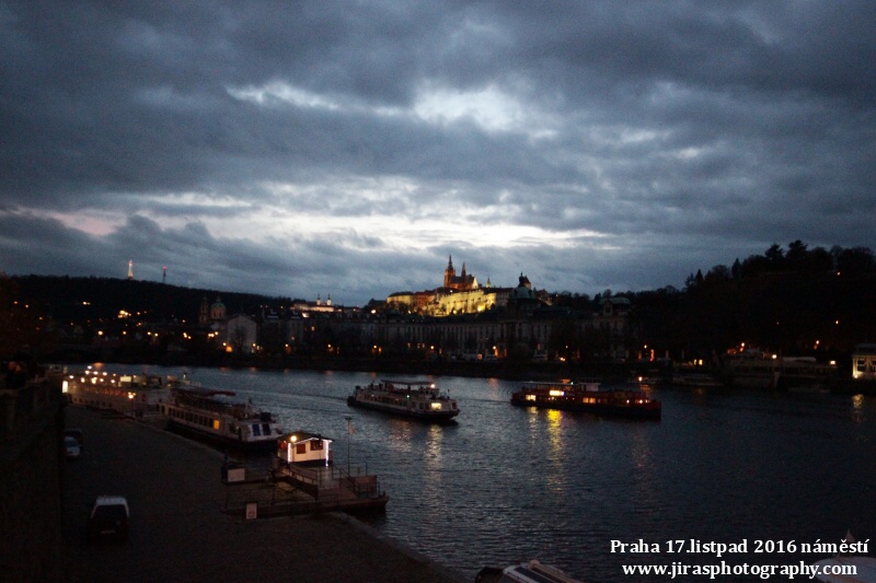 17.listopad 2016 Praha náměstí (7)