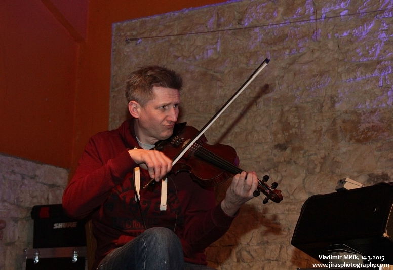 Vladimír Mišík a ČDG, 14.3.2015, MusicPubRoh (5)